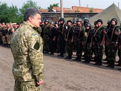 Порошенко издал указ о повышении боеспособности армии