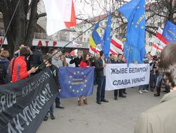 Кто мечтает залить Беларусь кровью?