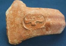 2500 лет назад магнитное поле Земли было в 2,5 раза сильнее магнитное поле