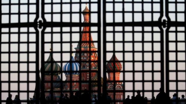 Политолог: вводя санкции, Вашингтон ограничивает себе рычаги давления на Россию