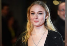 Актриса «Игры престолов» Софи Тернер призналась, что сериал стал для нее секс-образованием