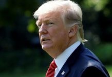Трамп: Сам себя не похвалишь — импичмент отхватишь