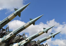 США разрабатывают новый тип ядерной бомбы для сдерживания РФ и КНДР