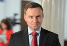 Президент Польши призвал ЕС и НАТО быть лояльнее для новых стран