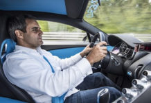 Монтойя установил новый мировой рекорд по разгону с места на Bugatti Chiron