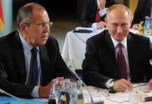 Путин пошутил над Лавровым перед переговорами с премьером Таиланда