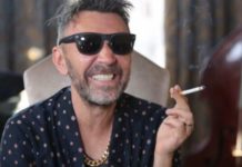 Сергей Шнуров снял на видео свой голый танец под песню Насти Кудри