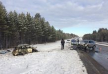 Три человека погибли в аварии на трассе в Иркутской области, фото