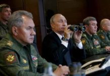 После обстрела зрителей на учениях, из вертолета Ка-52 случайно выстрелили в склад в Пушкине