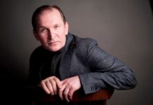 СМИ: Актер Федор Добронравов перенес инсульт, умер или нет