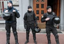 На Украине россиян не пускают на избирательные участки