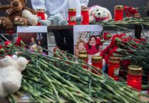 Пожар в Кемерово: последние новости сегодня, список погибших, видео давки на лестнице