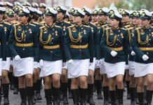 Парад Победы 9 мая 2018 в Санкт-Петербурге репетиция, программа