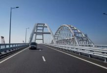 Крымский мост в первые сутки работы пересекли более 20 тысяч автомобилей