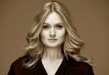 Анна Михалкова впервые опубликовала в интернете снимок своей подросшей дочери