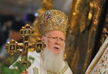 Этот год запомнится людям расколом православного мира»