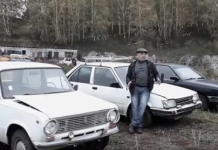 В Новосибирске выкопали из-под земли 3 автомобиля