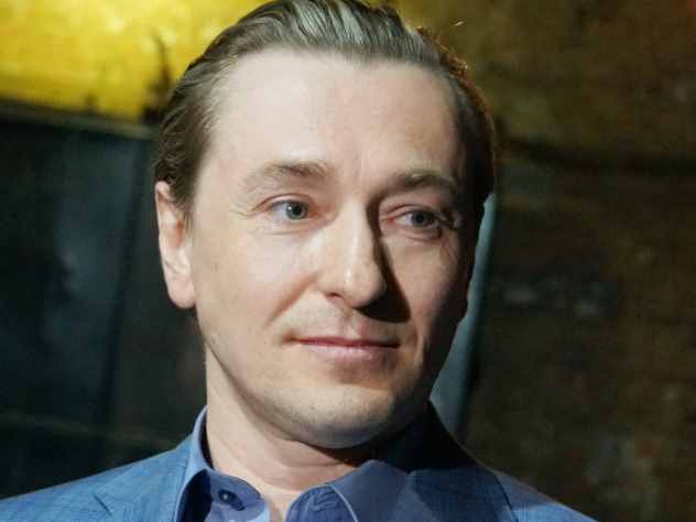 «Первая прогулка»: Сергей Безруков показал снимок со своим новорожденным сыном