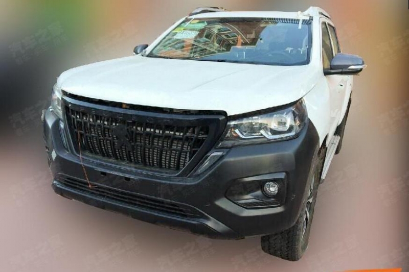 В линейке Peugeot появился ещё один родственный «китайцу» пикап