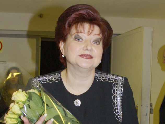 Елена Степаненко прятала от Петросяна и суда 25 миллионов рублей