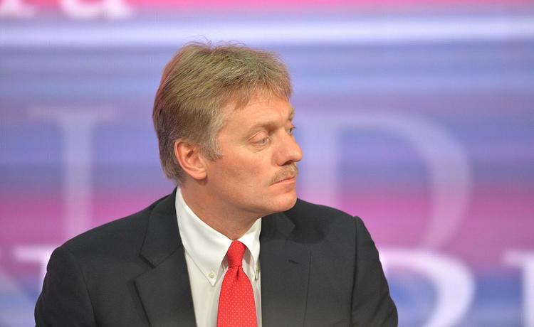 Песков прокомментировал возможность отмены НДФЛ для некоторых категорий граждан