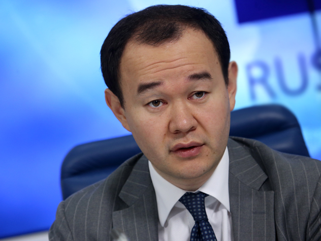 Расшифровано слово, за которое чиновник Пак получил от Кокорина стулом по голове