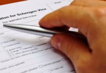 Подтверждение цели поездки и новые документы: как изменятся правила выезда за границу документы