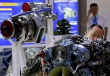 Не себе, ни людям: почему США не дают украинскому авиастроению сбежать в Китай завод