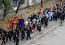 Подлинная автокефалия: 30 лет назад Украина получила томос крестный ход
