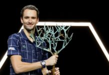 Успешная осень: Даниил Медведев победил на Rolex Paris Masters главный приз