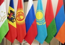 Только 10: почему СНГ выгоден России? флаги