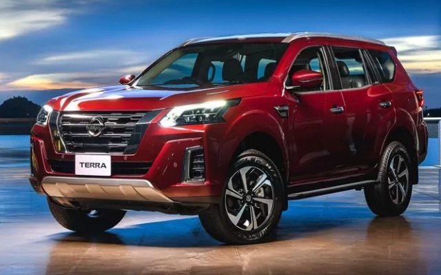внедорожник Nissan вездеход дизельный