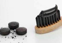 Натуральные зубные пасты: чем они отличаются от аптечных активированный уголь