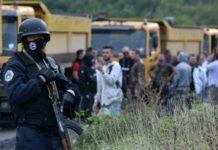«Пороховая бочка»: что стоит за обострением в Косово на границе с Косово