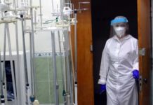 50 тысяч врачей: почему медики уезжают из Украины медицинский работник