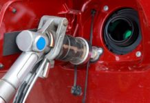 Плюс 12 гривен: почему автогаз в Украине дорожает и что будет с ценами на продукты заправка метаном