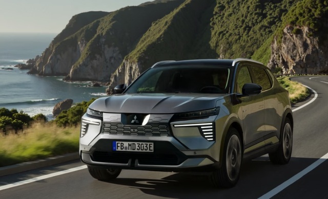 японский электрокар новый внедорожник Mitsubishi Eclipse Cross